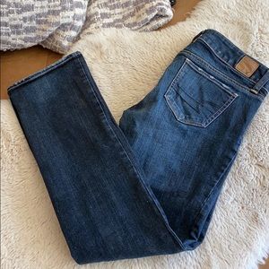 American eagle stretch straight legged jeans